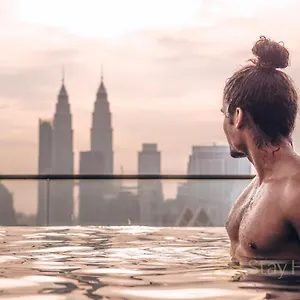 Regalia The Sky Pool Apartamento